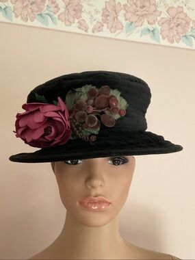 Vintage Black Women's Velveteen Hat
 with Pink Floral Accent